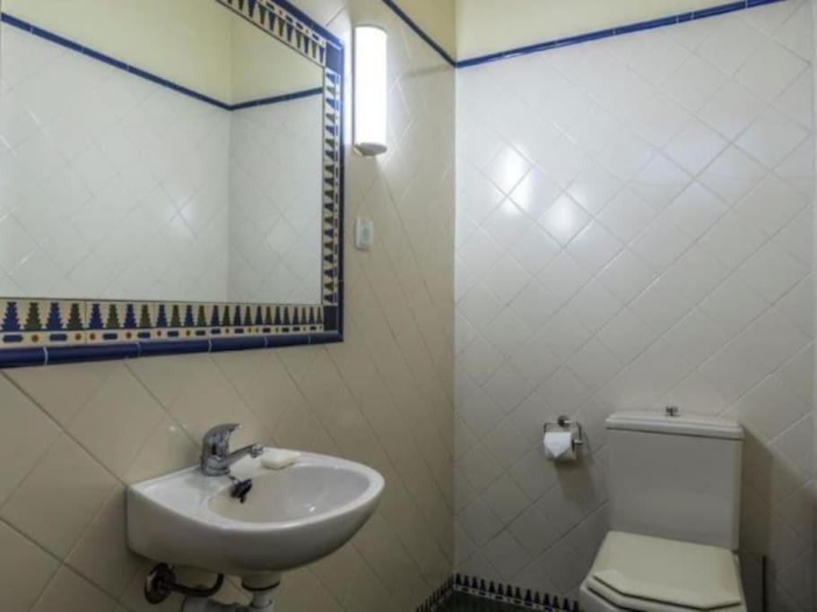 Villa Senhorial - Palace XIX & Privacy & Beach & Albufeira Old Town المظهر الخارجي الصورة